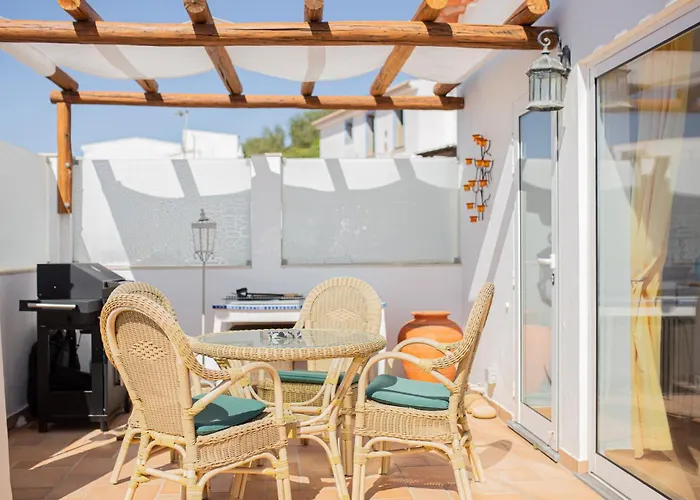 Casa Pedro In Salema - Oceanview & Beach