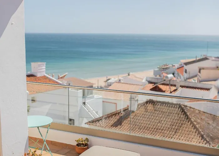 Casa Pedro In Salema - Oceanview & Beach